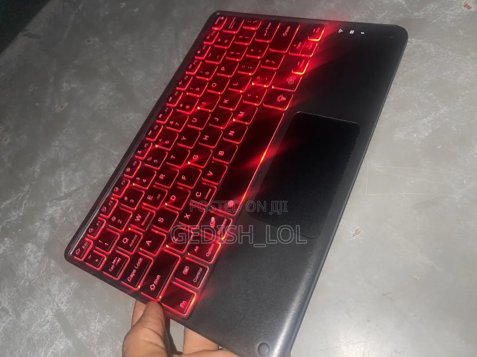 Portable Wireless Keyboard With RGB Great for Gaming and Work on the G