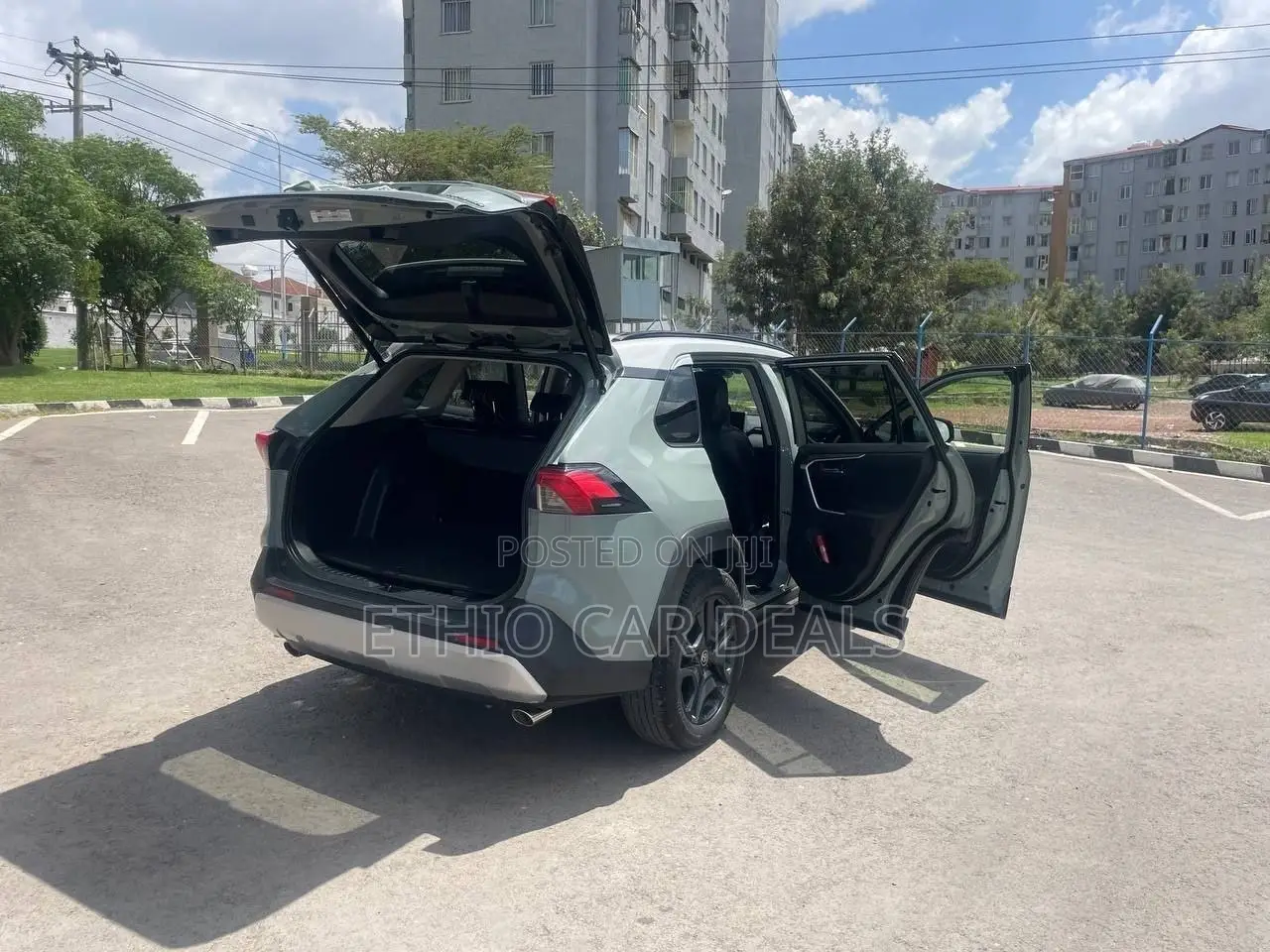 Toyota RAV4 2023 Green