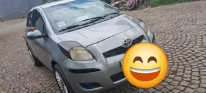 Toyota Yaris 2010 Silver