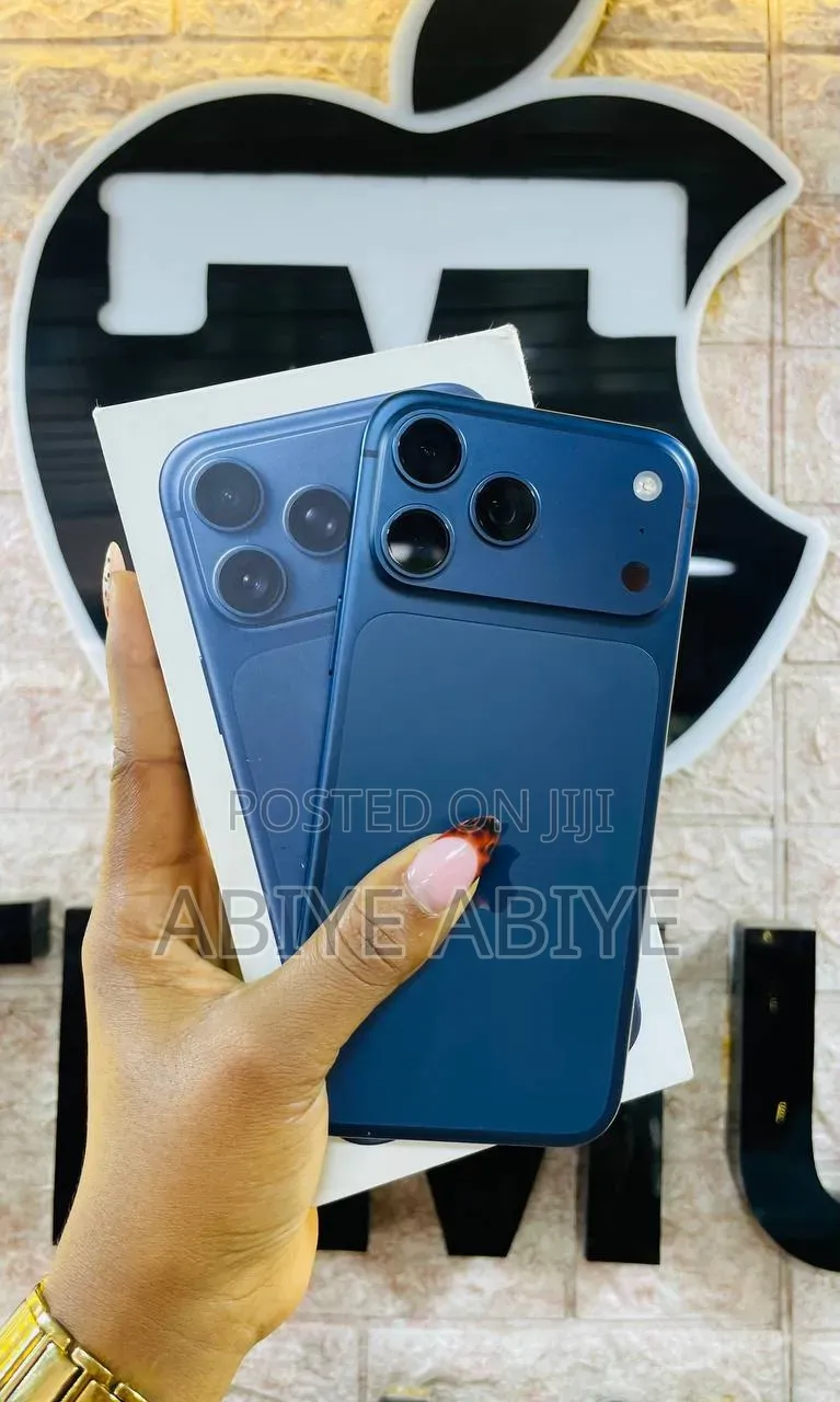 New Apple iPhone 17 Pro Max 512 GB Blue