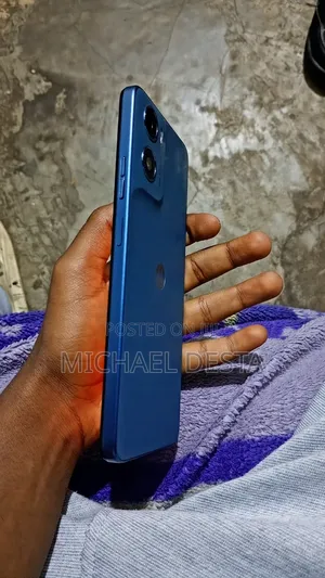 New Motorola Moto G06 64 GB Blue