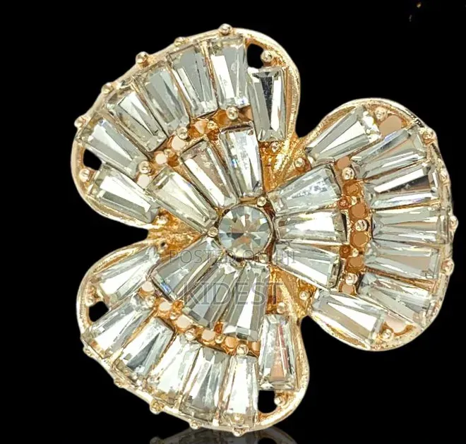 Earrings የጆሮ ጌጥ
