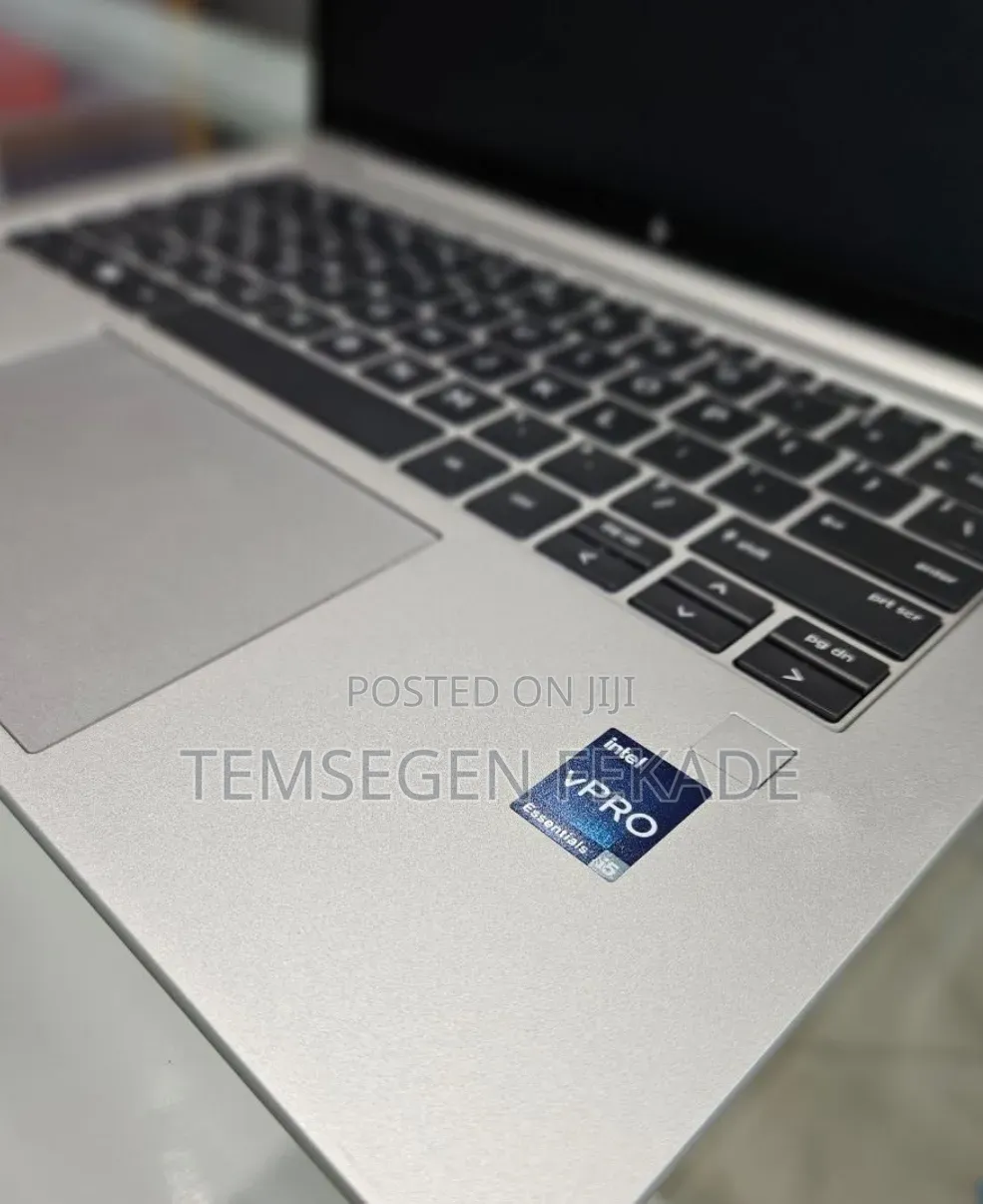 New Laptop HP EliteBook 840 G10 16GB Intel Core i5 SSD 512GB