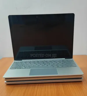 New Laptop Microsoft Surface Go 2 16GB Intel Core i5 SSD 512GB
