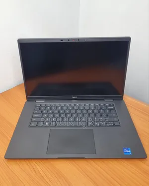 New Laptop Dell Latitude 7520 32GB Intel Core i7 SSD 512GB