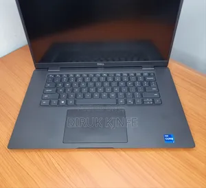 New Laptop Dell Latitude 7520 32GB Intel Core i7 SSD 512GB