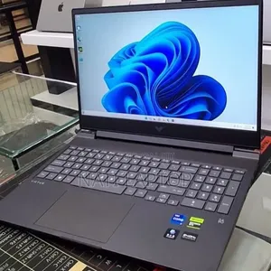 New Laptop HP Victus 15 16GB Intel Core i7 SSD 1T