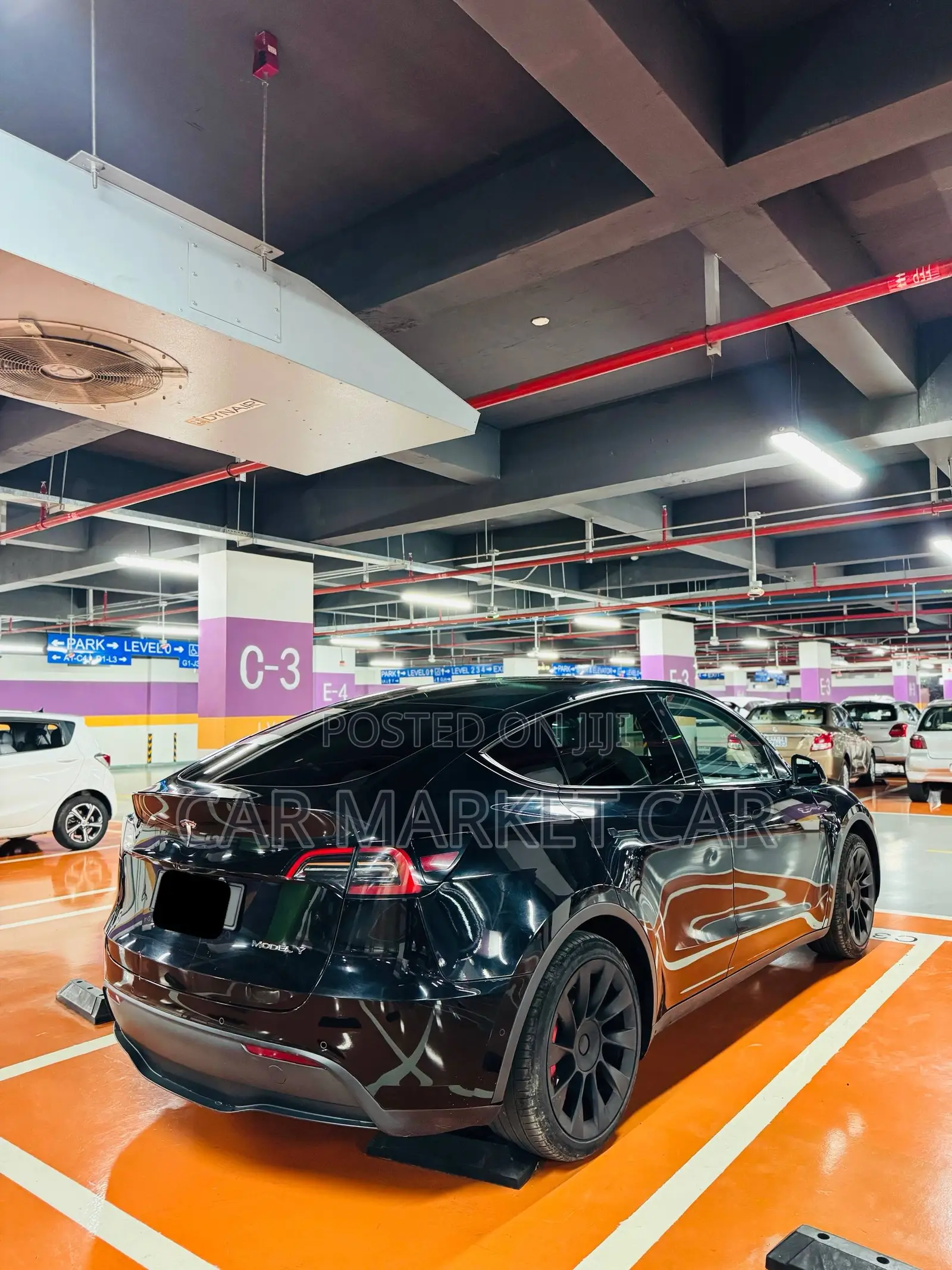Tesla Model Y Long Range 2024 Black
