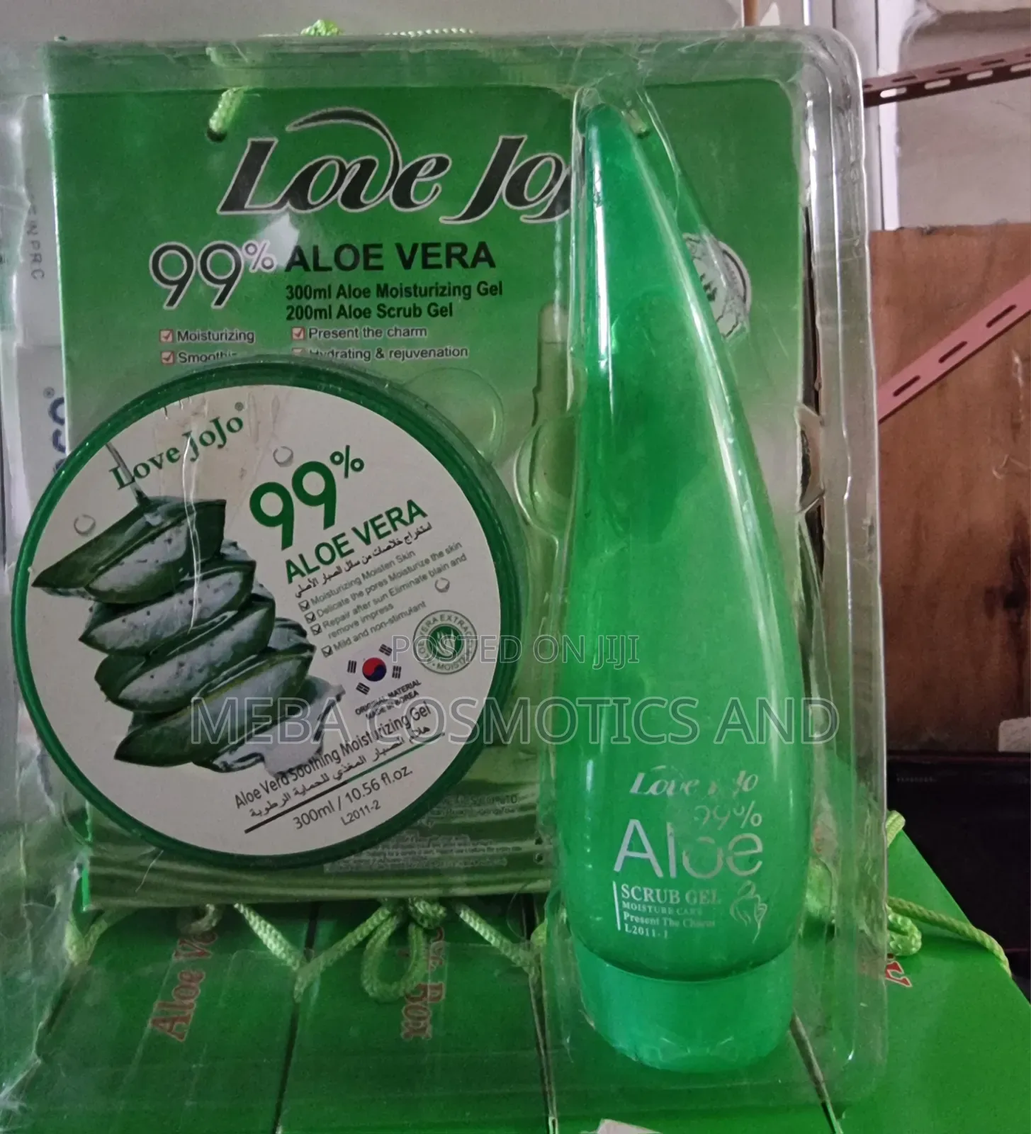 Aloe Vera Moisturizing Scrub Gel