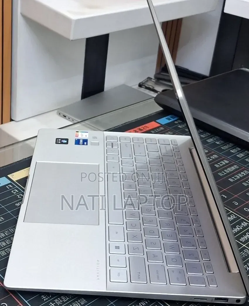 New Laptop HP Pavilion 14 16GB Intel Core i7 SSD 512GB
