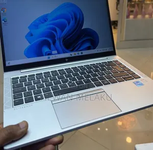 New Laptop HP EliteBook 840 G8 16GB Intel Core i5 SSD 512GB