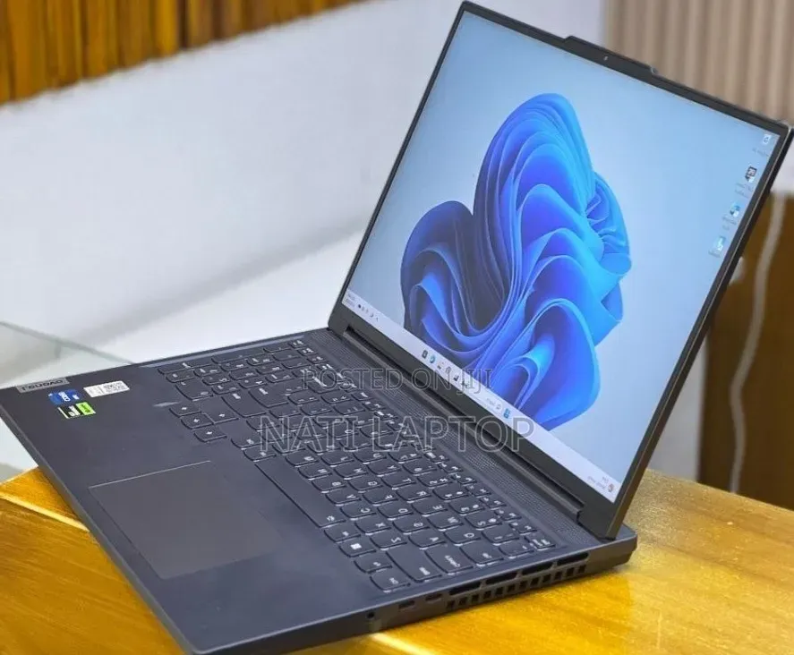 New Laptop Lenovo Legion 5 24GB Intel Core i7 SSD 1T
