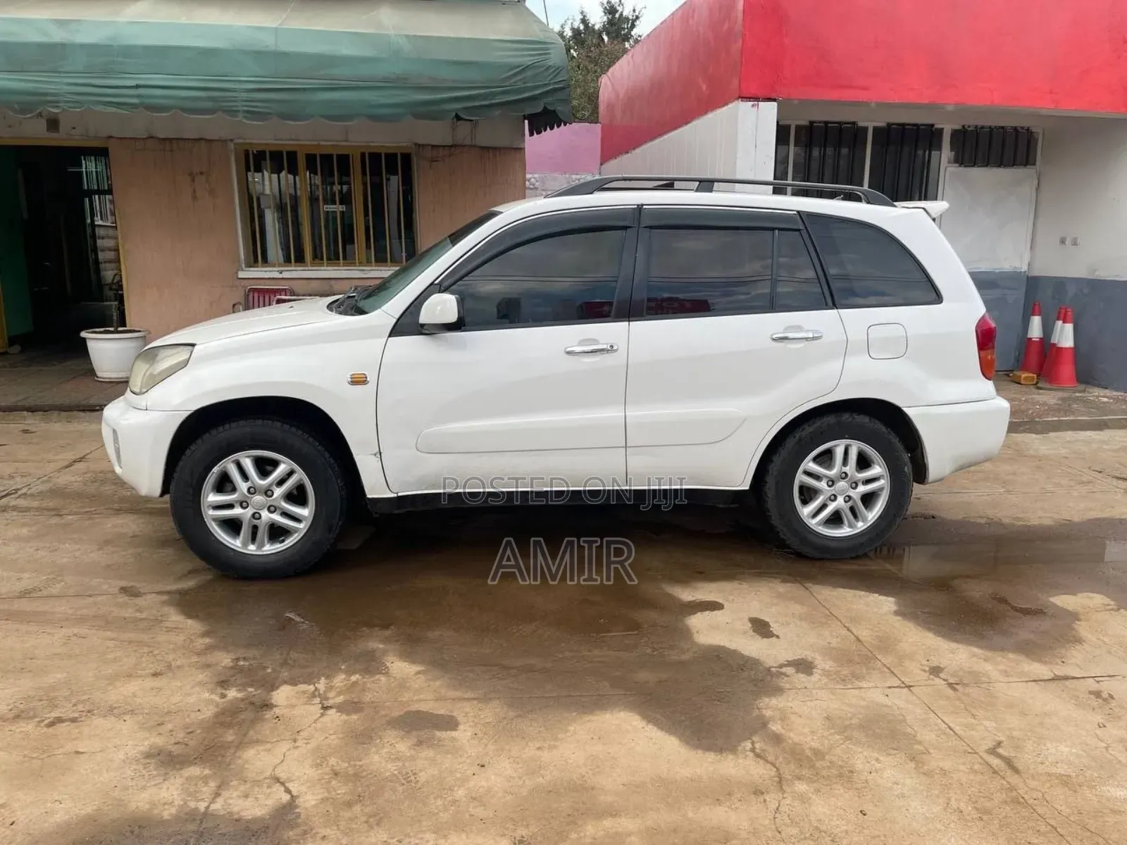 Toyota RAV4 Automatic 2003 White