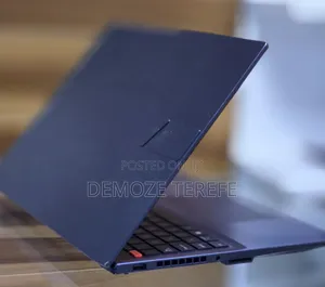 New Laptop Asus VivoBook 15 X505BA 16GB Intel Core i7 SSD 512GB