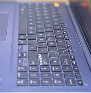 New Laptop Asus VivoBook 15 X505BA 16GB Intel Core i7 SSD 512GB