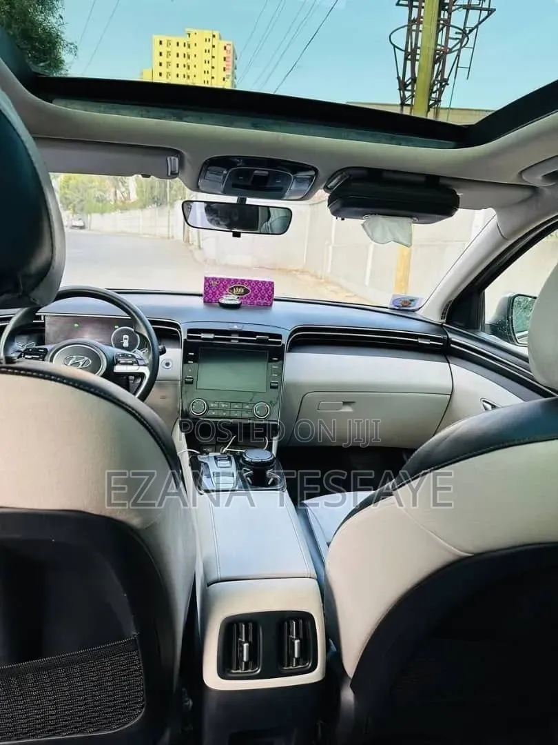 Hyundai Tucson 2023 Gray
