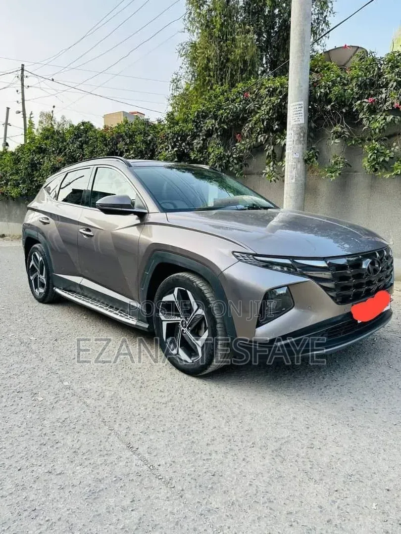 Hyundai Tucson 2023 Gray