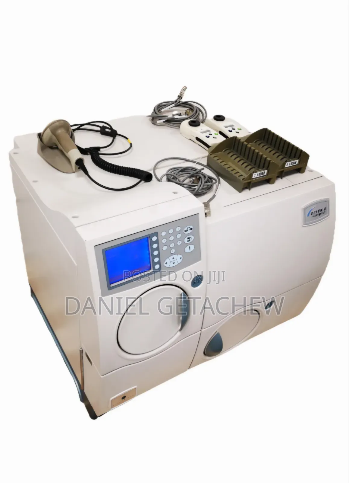 Automated Microbiology Analyzer