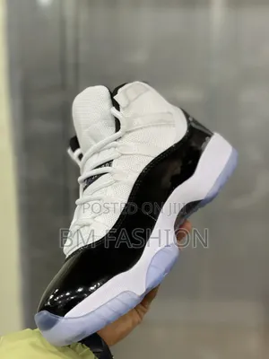 Air Jordan 11 Retro "Concord"