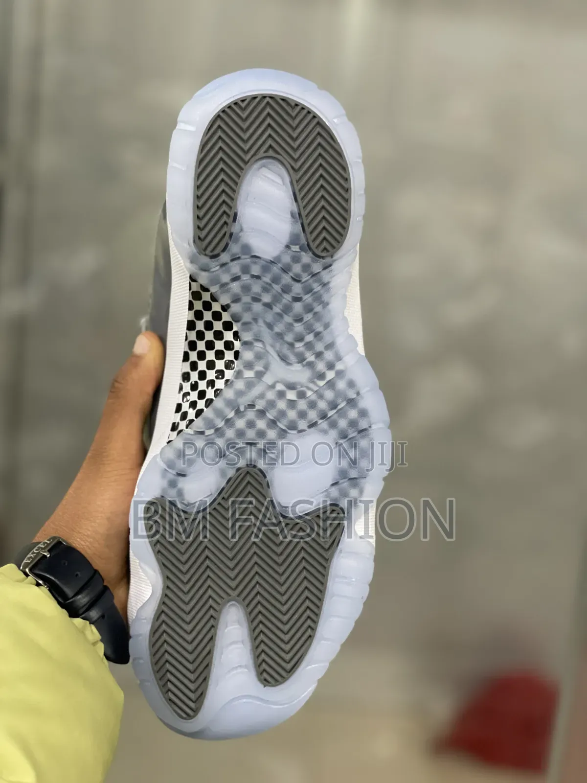 Air Jordan 11 Retro "Cool Grey" With Free Delivery 🛵