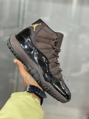 Air Jordan 11 "Mocha"