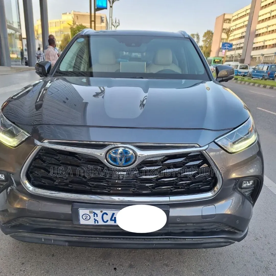 Toyota Highlander Hybrid 2023 Gray