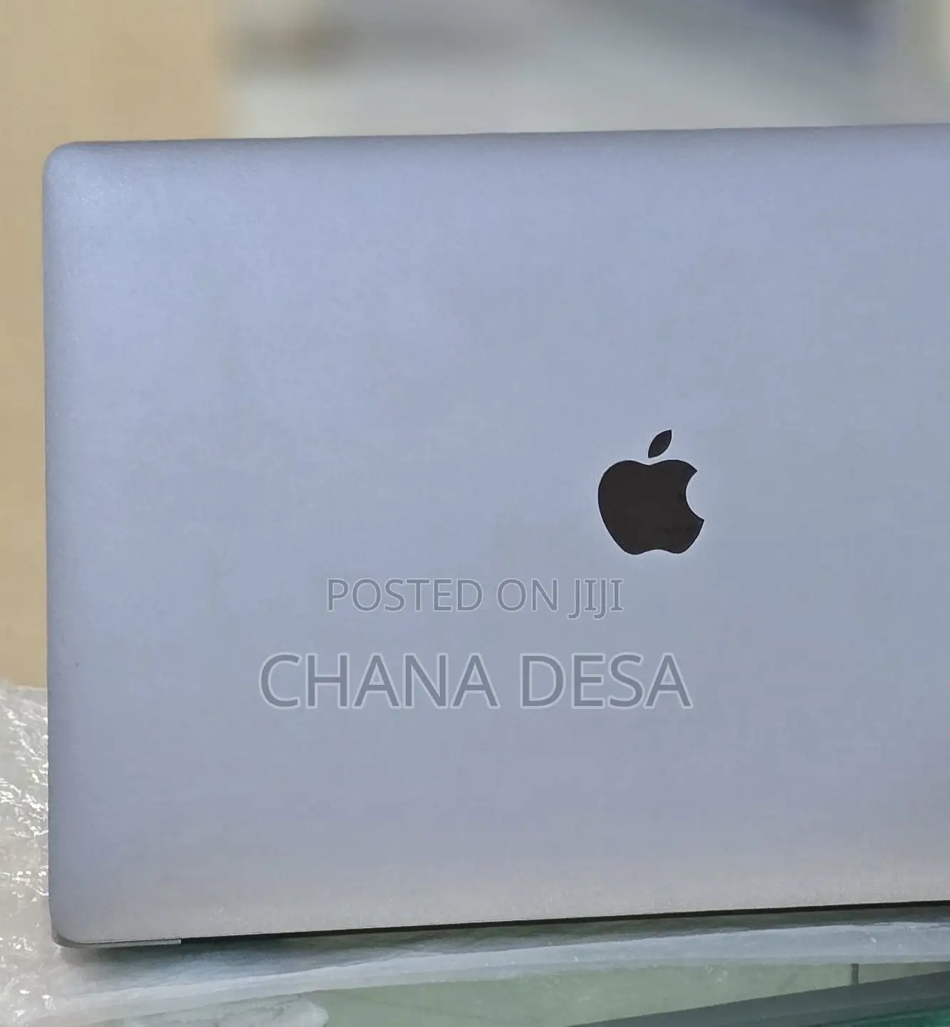New Laptop Apple MacBook Pro 2018 16GB Intel Core i7 SSD 512GB
