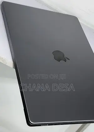 New Laptop Apple MacBook Pro M1 32GB Apple M1 Pro SSD 512GB
