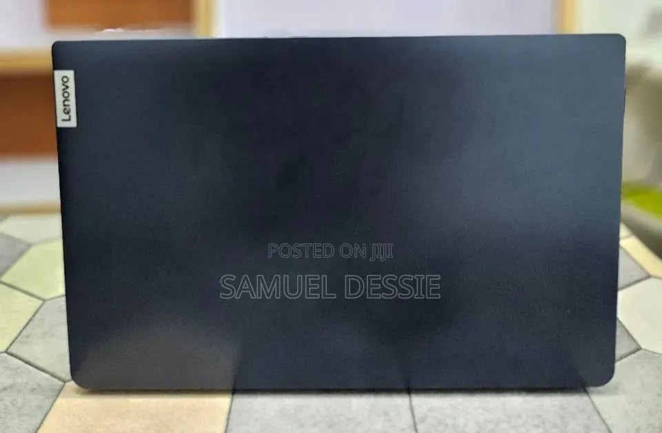 New Laptop Lenovo Ideapad 3 8GB AMD Ryzen 5 SSD 512GB