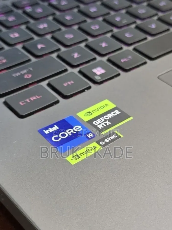 New Laptop Asus ROG Strix G16 G614 32GB Intel Core i9 SSD 2T