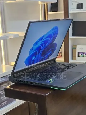 New Laptop Asus ROG Strix G16 G614 32GB Intel Core i9 SSD 2T