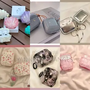 Premium Airpods Case Cover With Keychain