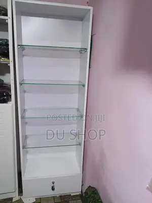 Shelf Cosmotic