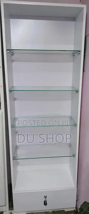 Shelf Cosmotic