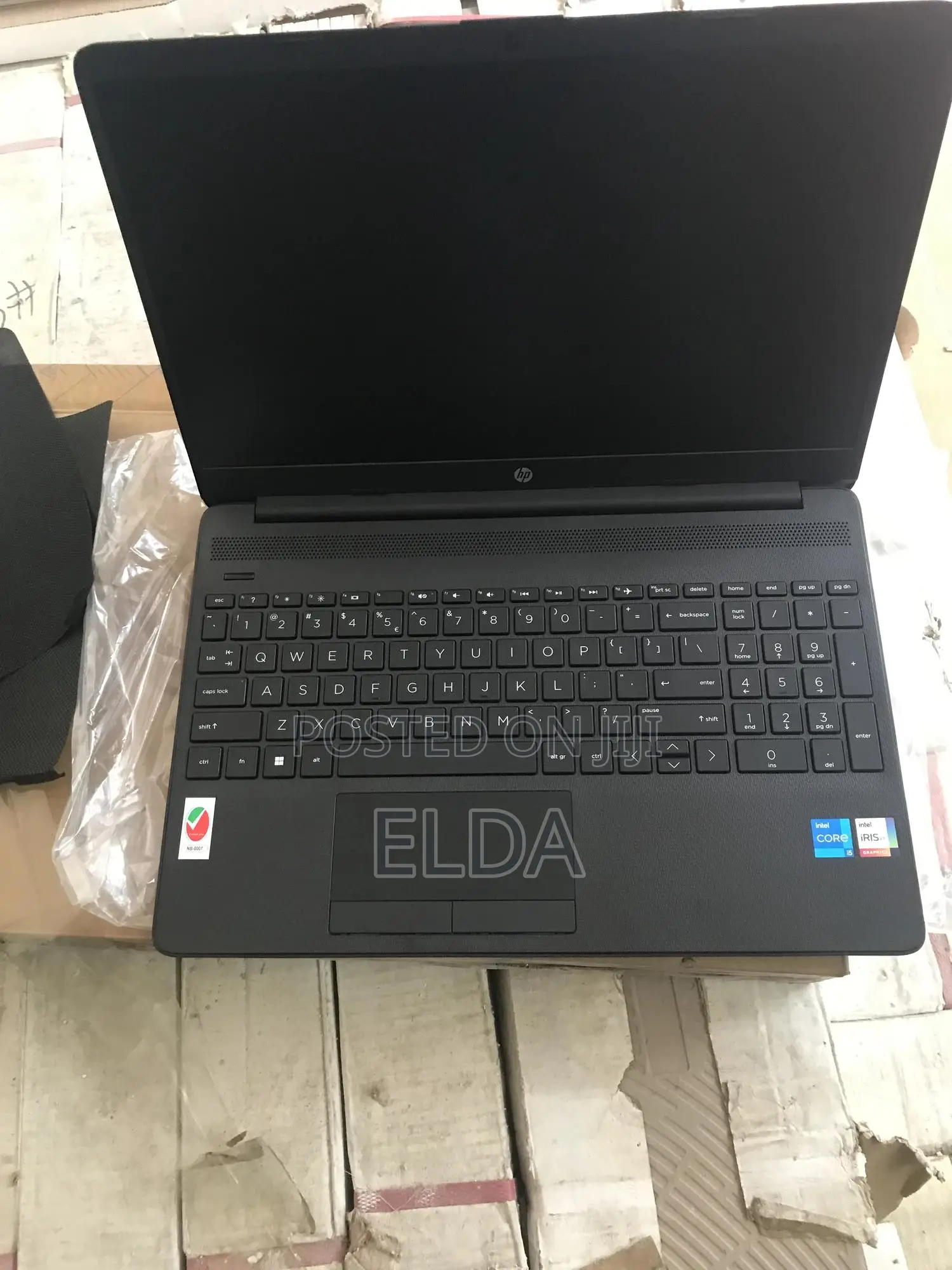 New Laptop HP 15-da3007nia 8GB Intel Core i5 SSD 1T