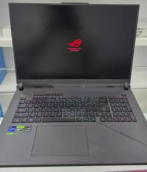 New Laptop Asus ROG Strix G17 16GB Intel Core i9 SSD 1T