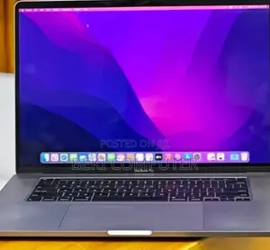 New Laptop Apple MacBook 2018 32GB Intel Core i9 SSD 2T