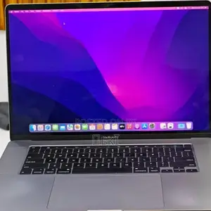 New Laptop Apple MacBook 2018 32GB Intel Core i9 SSD 2T
