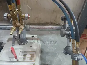 Automatic Gas Cutting Machine ከፊል አውቶማቲክ የጋዝ ብረት መቁረጫ ማሽን
