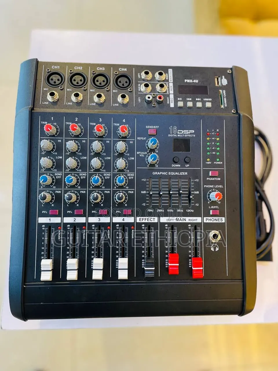 Mixer 4 Channel
