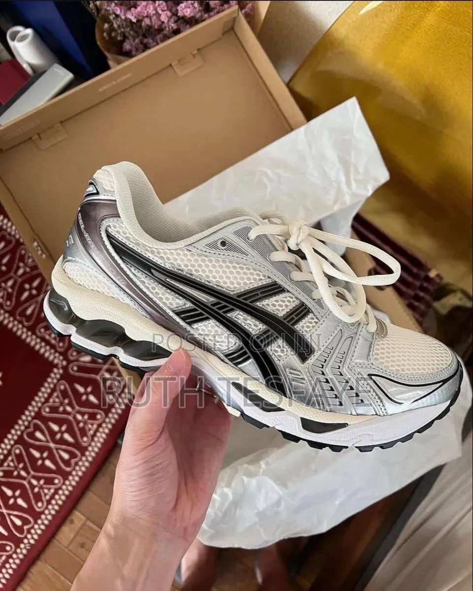 Nike Asics Gel Kayano