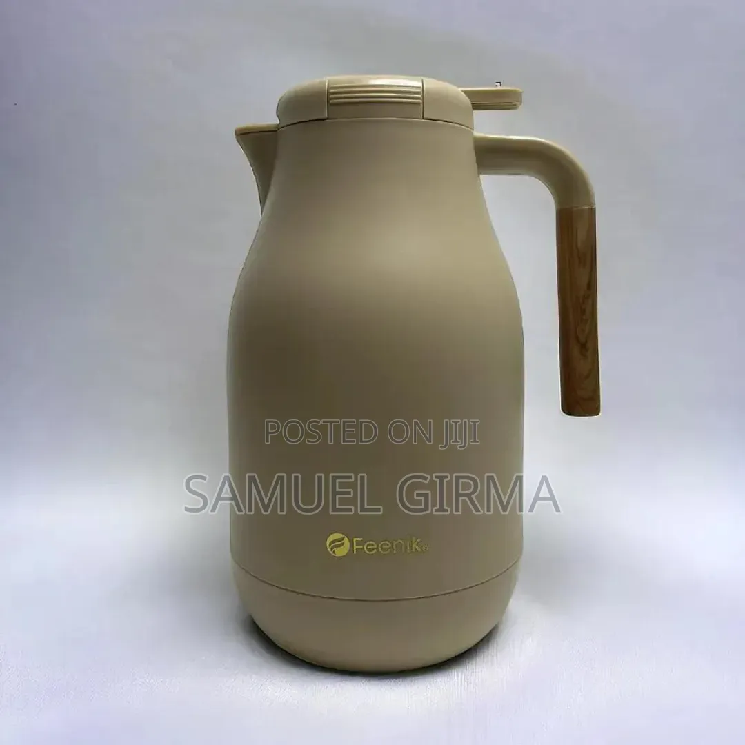 ለረጅም ሰአት ሙቀትን ጠብቆ ማቆየት የሚችል Feenik Vacuum Jug