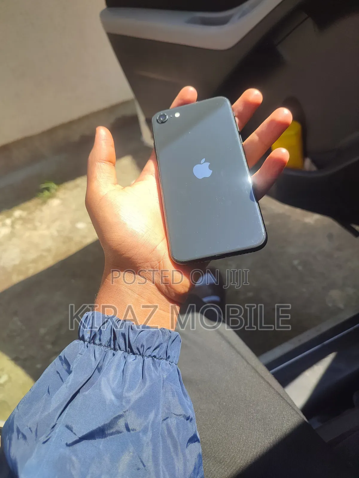 New Apple iPhone SE (2020) 64 GB Gray