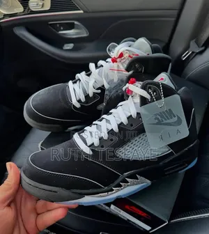 Jordan 5 Metallic Stealth