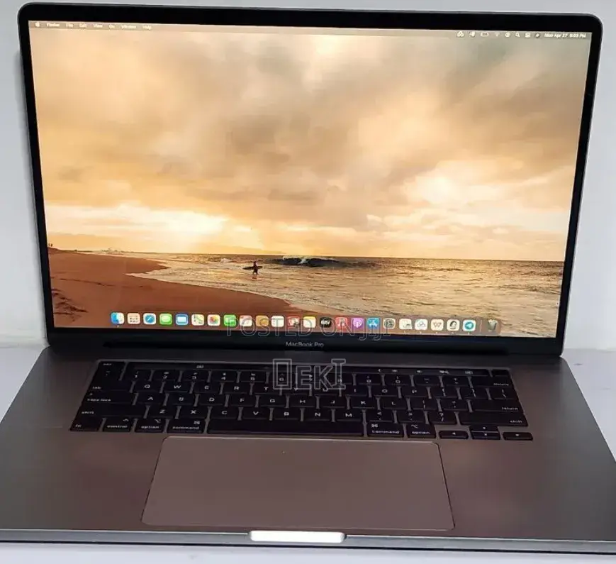 New Laptop Apple MacBook Pro 2019 32GB Intel Core i9 SSD 1T