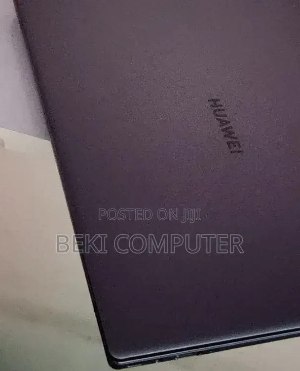 New Laptop Huawei MateBook 13 WRT-W19E 16GB Intel Core i7 SSD 512GB