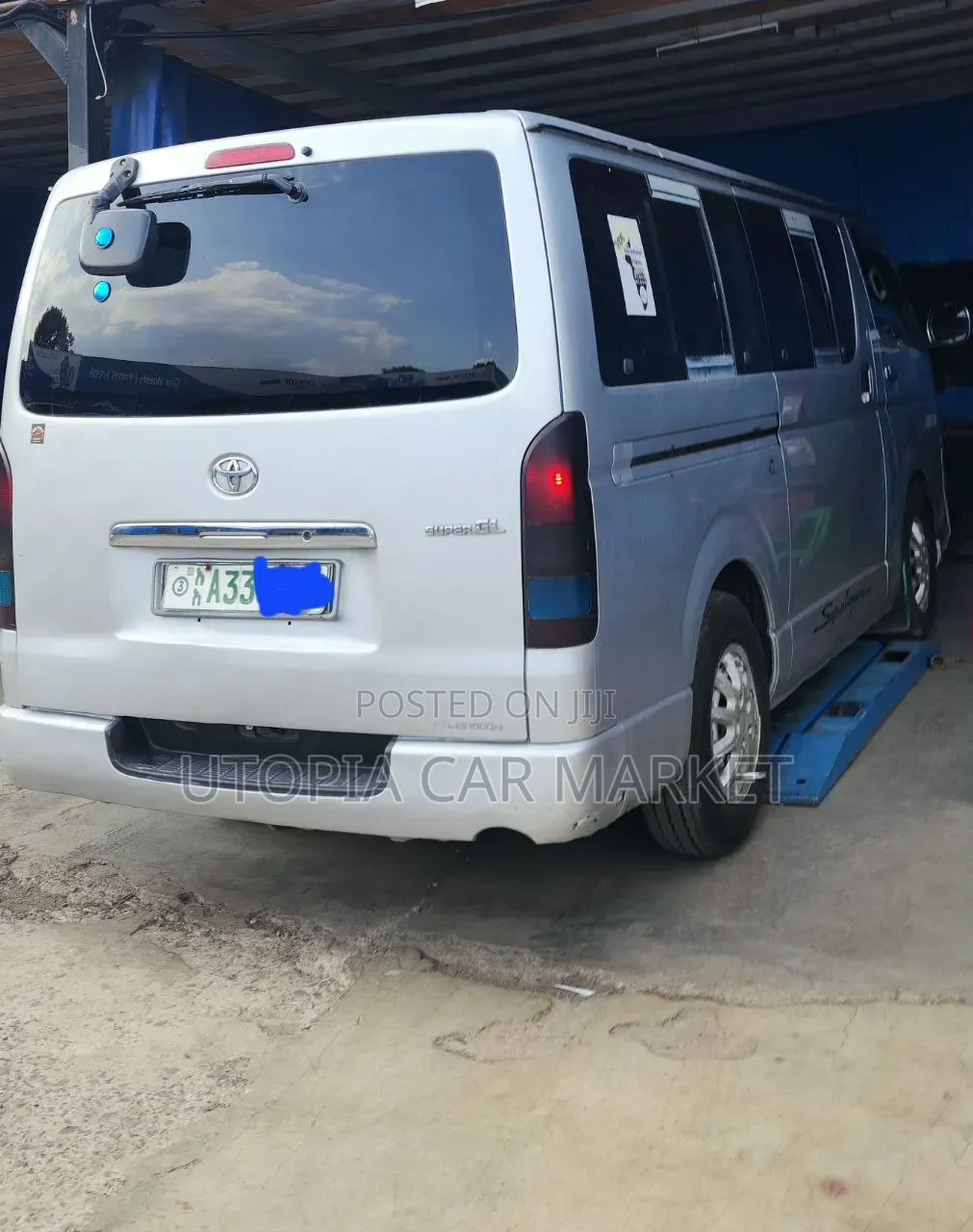 Toyota HiAce 2007 Silver