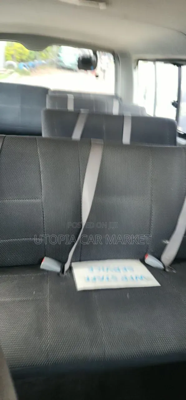 Toyota HiAce 2007 Silver