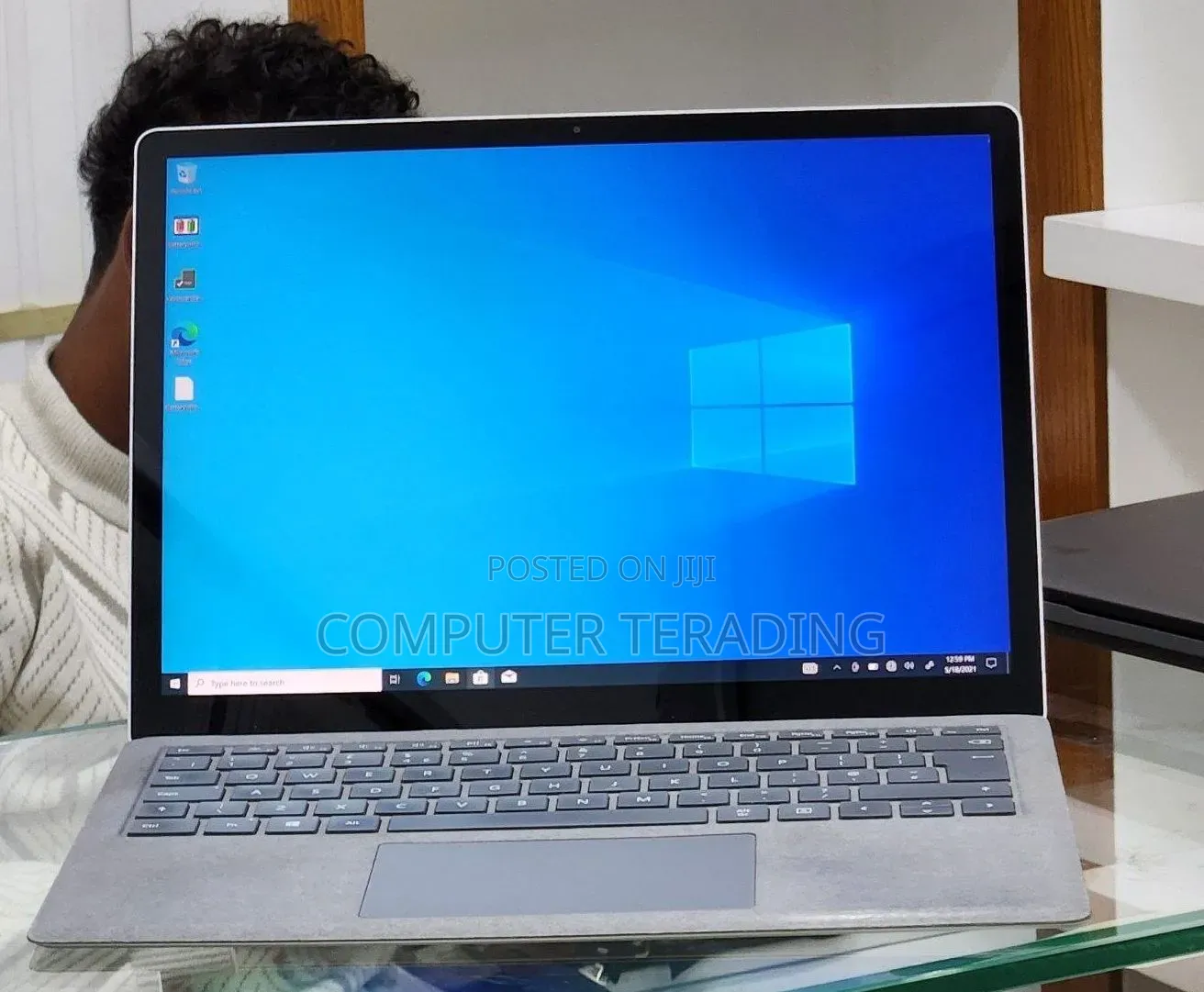 New Laptop Microsoft Surface 16GB Intel Core i7 SSD 256GB