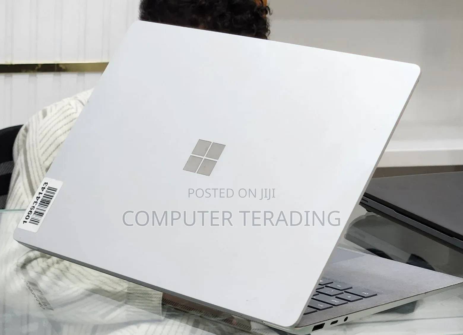 New Laptop Microsoft Surface 16GB Intel Core i7 SSD 256GB